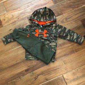 Under Armour 18 mo camo tracksuit